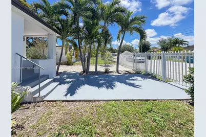 7135 NW 16th Ave, Miami, FL 33147 - Photo 2