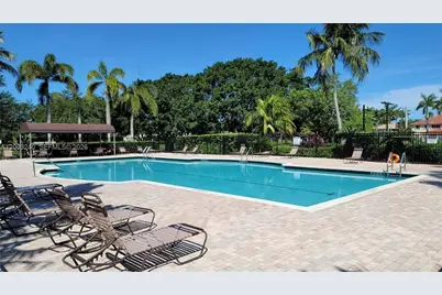 777 Tanglewood Cir, Weston, FL 33327 - Photo 34