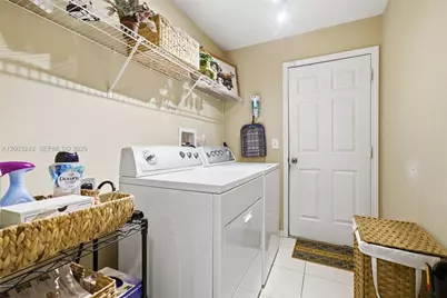 4519 White Bay Cir, Other City - In The State Of Florida, FL 33545 - Photo 20
