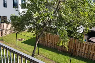 464 NE 210th Cir Terrace, Miami, FL 33179 - Photo 16