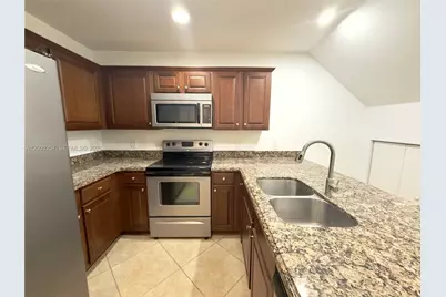 1000 Palm Trl #6, Delray Beach, FL 33483 - Photo 2