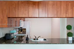 1200 Brickell Bay Dr, Miami, FL 33131 - Photo 12