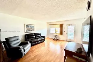 257 Tilford M, Deerfield Beach, FL 33442 - Photo 4