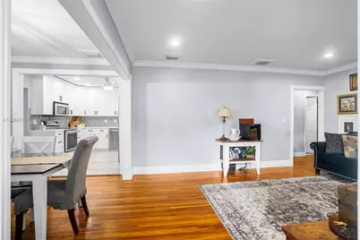 899 E Country Club Cir, Plantation, FL 33317 - Photo 6