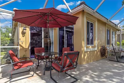 268 Conservation Dr, Weston, FL 33327 - Photo 32