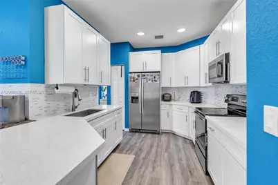 268 Conservation Dr, Weston, FL 33327 - Photo 10