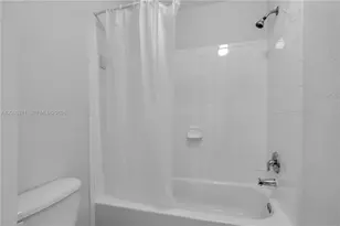 14226 NW 17th Ave, Opa-Locka, FL 33054 - Photo 18
