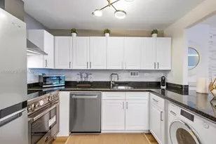 2301 Collins Ave, Miami Beach, FL 33139 - Photo 12