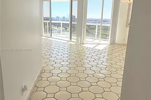 20185 E Country Club Dr, Aventura, FL 33180 - Photo 14
