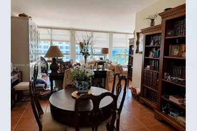 5055 Collins Ave #4C, Miami Beach, FL 33140 - Photo 4