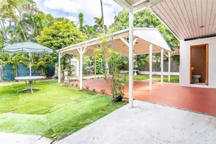 1879 SW 16th St, Miami, FL 33145 - Photo 18