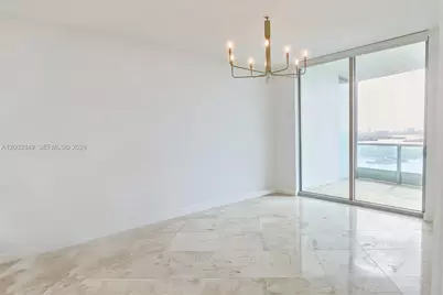 900 Biscayne Blvd #4201, Miami, FL 33132 - Photo 8