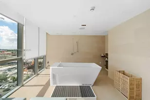 900 Biscayne Blvd, Miami, FL 33132 - Photo 18