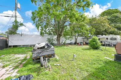 10601 SW 172nd St, Miami, FL 33157 - Photo 44