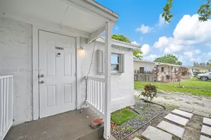 10601 SW 172nd St, Miami, FL 33157 - Photo 2