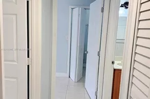 7200 NW 179th St, Hialeah, FL 33015 - Photo 8