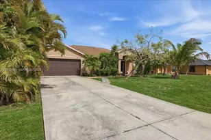 403 SW 28th Pl, Cape Coral, FL 33991 - Photo 2