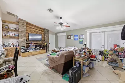 403 SW 28th Pl, Cape Coral, FL 33991 - Photo 10