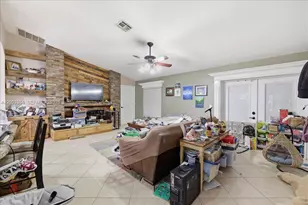 403 SW 28th Pl, Cape Coral, FL 33991 - Photo 10