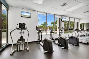 100 Bayview Dr, Sunny Isles Beach, FL 33160 - Photo 6