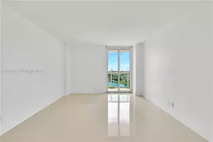100 Bayview Dr, Sunny Isles Beach, FL 33160 - Photo 20