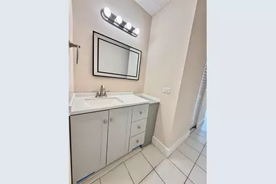 1950 W 54th St #115, Hialeah, FL 33012 - Photo 20