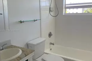 360 Meridian Ave, Miami Beach, FL 33139 - Photo 6