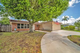 1911 N 53rd Ave, Hollywood, FL 33021 - Photo 12