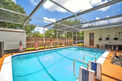 1911 N 53rd Ave, Hollywood, FL 33021 - Photo 28