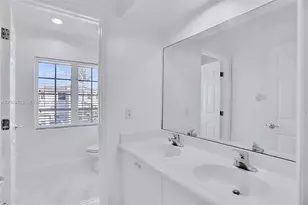 21032 NE 32nd Ave, Aventura, FL 33180 - Photo 8