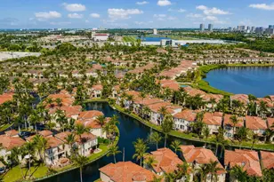 21032 NE 32nd Ave, Aventura, FL 33180 - Photo 4