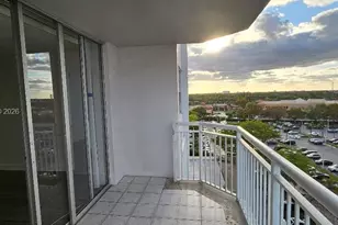 18051 Biscayne Blvd, Aventura, FL 33160 - Photo 14