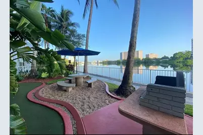 5077 NW 7th St #1107, Miami, FL 33126 - Photo 6