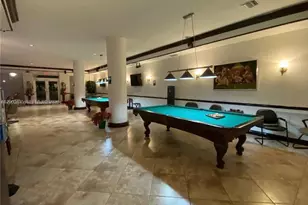 5077 NW 7th St, Miami, FL 33126 - Photo 4