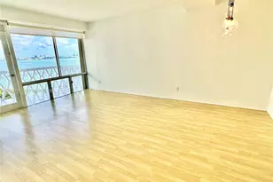 1430 Brickell Bay Dr, Miami, FL 33131 - Photo 6