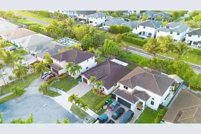 15893 SW 138th Ter, Miami, FL 33196 - Photo 40