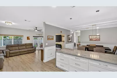 15893 SW 138th Ter, Miami, FL 33196 - Photo 18