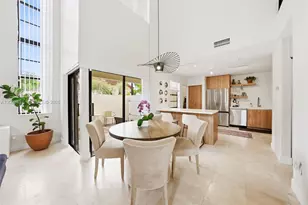 327 Ives Dairy Rd, Miami, FL 33179 - Photo 2