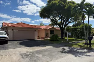 6010 NW 201st Ln, Hialeah, FL 33015 - Photo 8