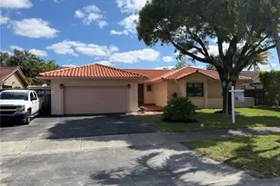 6010 NW 201st Ln, Hialeah, FL 33015 - Photo 2