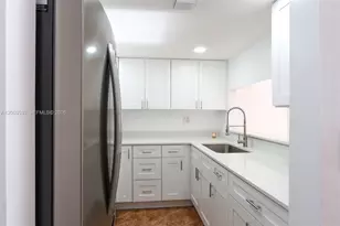 995 SW 84th Ave, Miami, FL 33144 - Photo 6