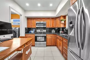 2825 SW 5th St, Fort Lauderdale, FL 33312 - Photo 14