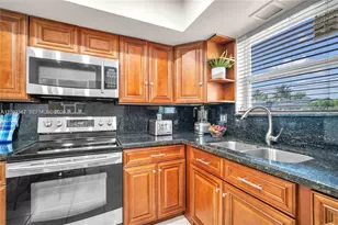2825 SW 5th St, Fort Lauderdale, FL 33312 - Photo 2