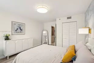 19701 E Country Club Dr, Aventura, FL 33180 - Photo 32