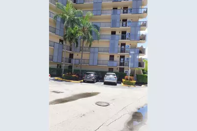 3101 N Country Club Dr #101, Aventura, FL 33180 - Photo 16