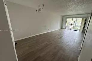 3123 Oakland Shores Dr, Oakland Park, FL 33309 - Photo 10