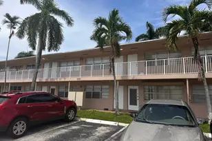 230 SW 11th Ave, Hallandale Beach, FL 33009 - Photo 2