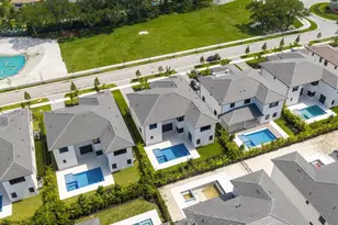 19602 NE 14th Ct, Miami, FL 33179 - Photo 32