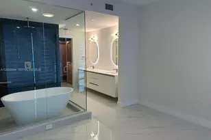 700 NE 24th St, Miami, FL 33137 - Photo 10
