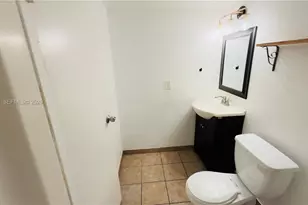5855 Washington St, Hollywood, FL 33023 - Photo 14